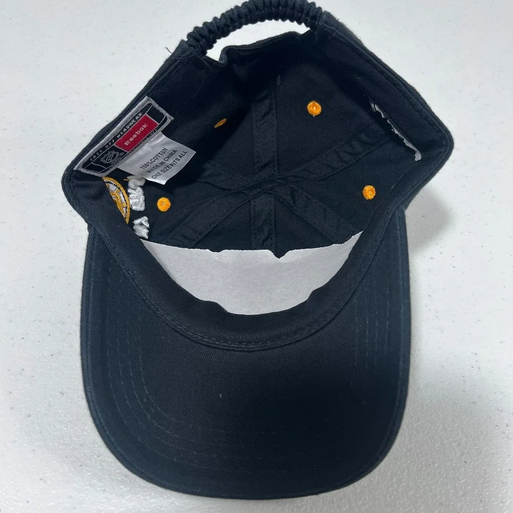 Reebok Kids One‎ Size Black Boston Bruins NHL Adjustable My First Cap Hat NWOT